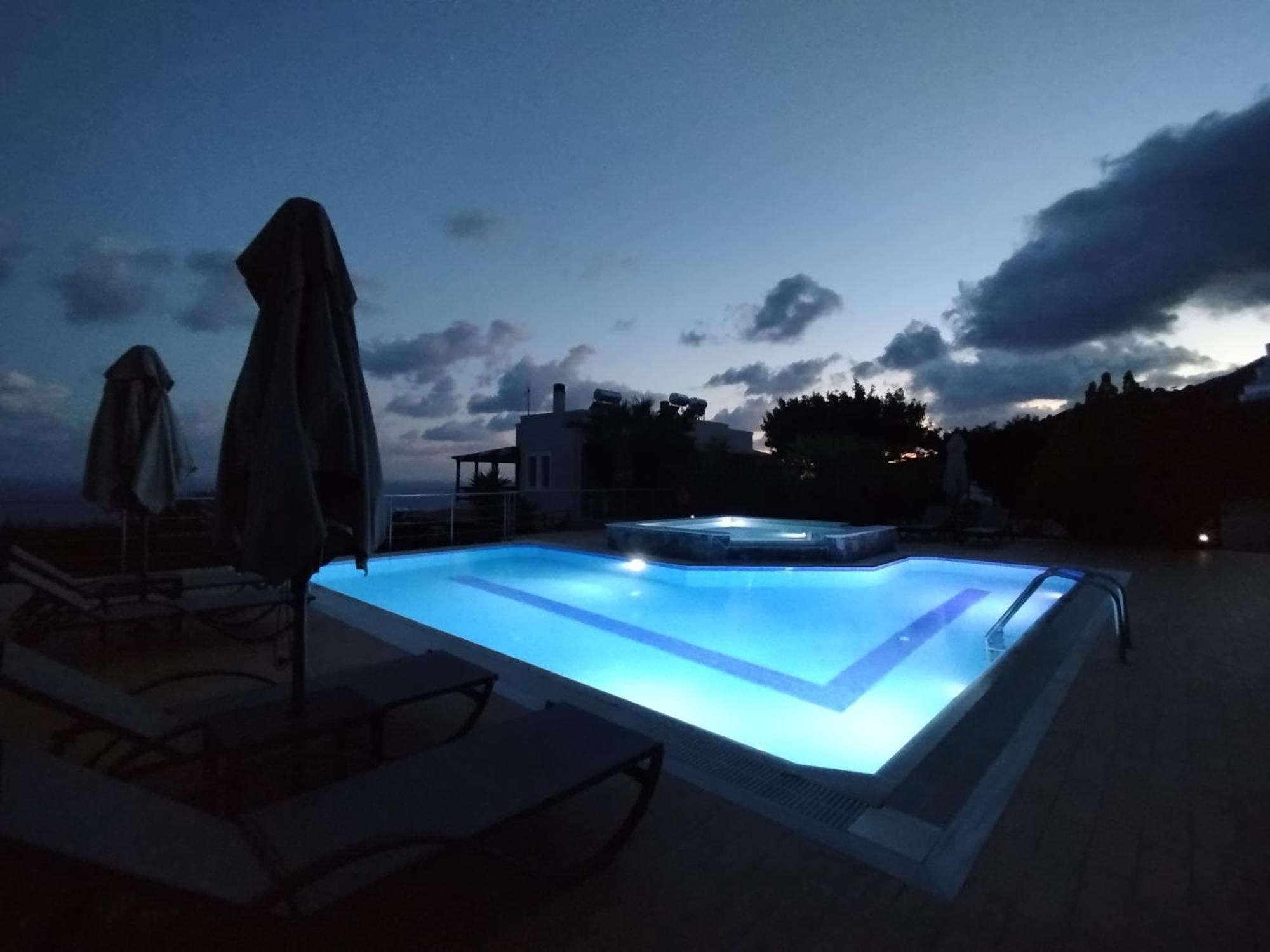 Alexena Apartments Agia Galini Buitenkant foto